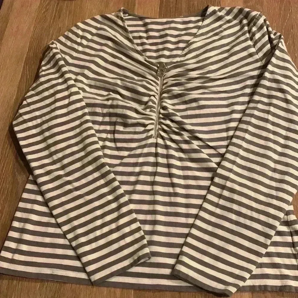 Michael kors zip shirt